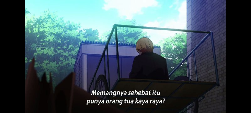 awalnya Shirogane pengen masuk sekolah itu cuma mau dapat beasiswa, ternyata nih sekolah, sekolahnya orang kasta tinggi yang di hormati, Kaguya sama Chika di sambut meriah ya karna mereka orang kaya cuy, sedangkan Shirogane gak, terus Shirogane nganggap kek diskriminasi gitulah terus kesal gitu. tapi nih ye setelah liat Kaguya loncat di rawa buat nyelamatin orang Shirogane termotivasi cuy, ini kesimpulan gw tentang motivasi nya 